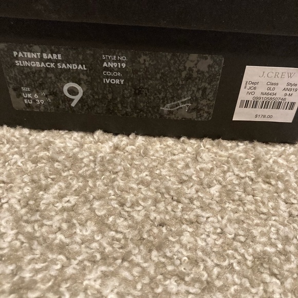Brand new Jcrew sling back sandal in ivory/black 9 - Picture 4 of 8